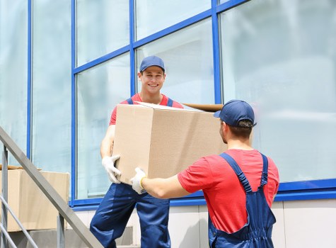 West Kensington movers preparing a careful local relocation