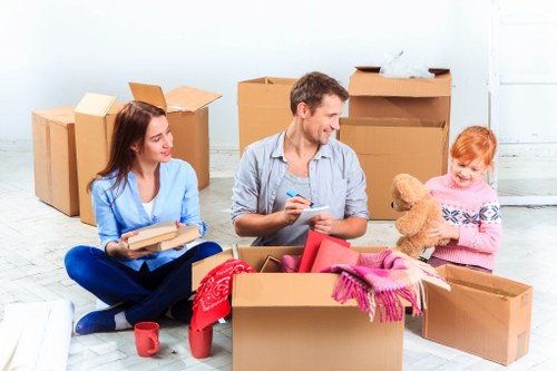 Reusable packing boxes and labels for moving in Westkensington