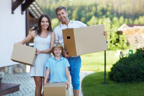 Residential removals for a flat or maisonette in West Kensington